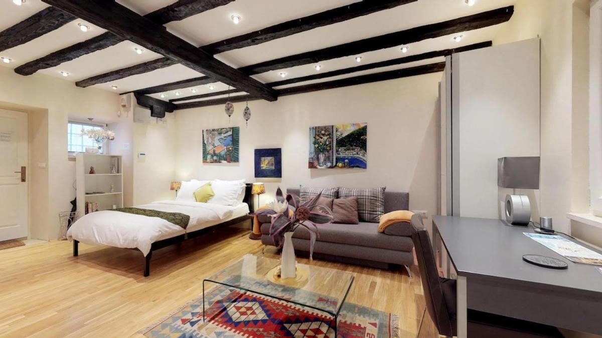 Diocletian Studio Apartments Сплит Экстерьер фото